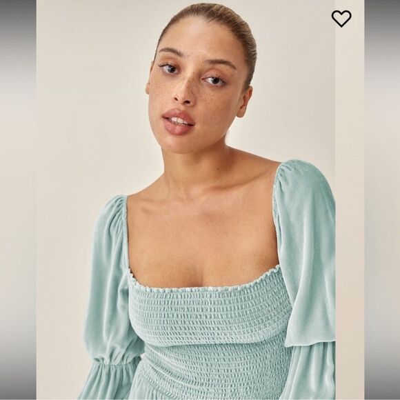 Celebrity Worn! Reformation Velvet Dress Albi Light Blue
smock Mini Size Small - Picture 5 of 16